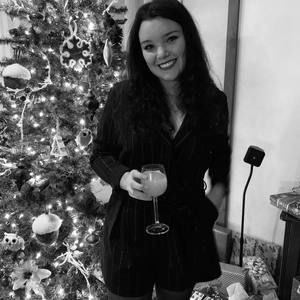 Meet your Posher, Élisabeth